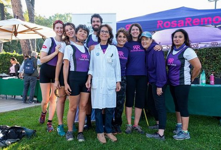 “Rosaremo”, dal canottaggio benefici fisici per donne operate di tumore a seno