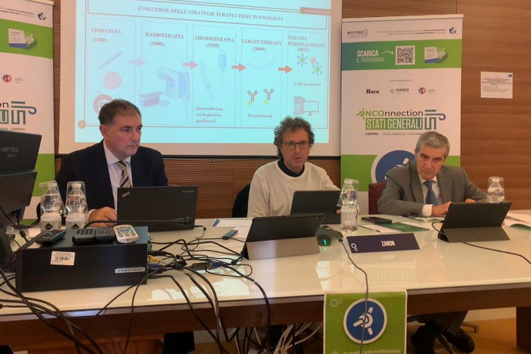 Tumore al seno: l’intelligenza artificiale (quasi) più precisa del radiologo