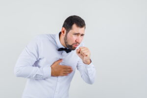 Reflusso gastroesofageo: tutti i sintomi e come intervenire