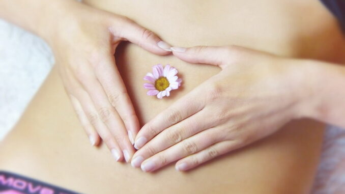 Reflusso gastrico: cause, sintomi e rimedi Reflusso gastrico: cause, sintomi e rimedi